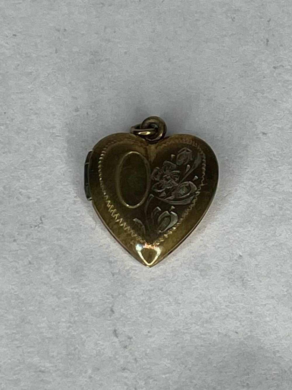 Beautiful golden heart locket